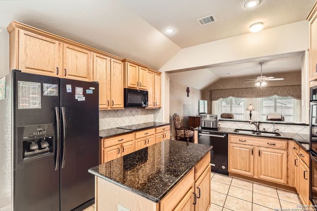 442 Flippin Ests, House other with 2 bedrooms, 2 bathrooms and null parking in Windcrest TX | Image 7