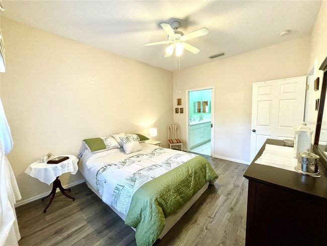 1431 Red Oak Ln, House other with 2 bedrooms, 2 bathrooms and null parking in PORT CHARLOTTE FL | Image 32