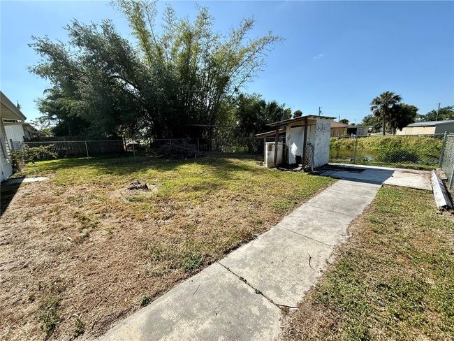 11812 Sw Spring Lake Dr, House other with 3 bedrooms, 2 bathrooms and null parking in ARCADIA FL | Image 4
