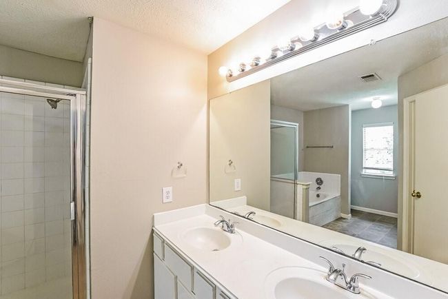 4606 Serenity Trl, House other with 3 bedrooms, 3 bathrooms and 2 parking in Fresno TX | Image 11
