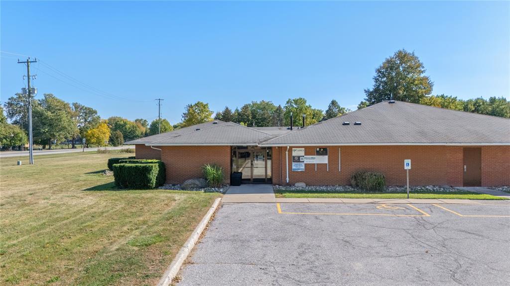 Commercial Sale in Sarnia 2