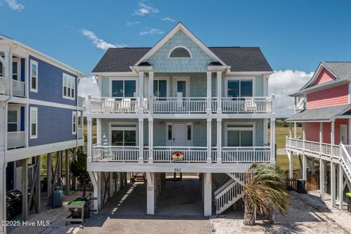 982 Ocean Blvd W, Holden Beach, NC, 28462-1816 | Card Image