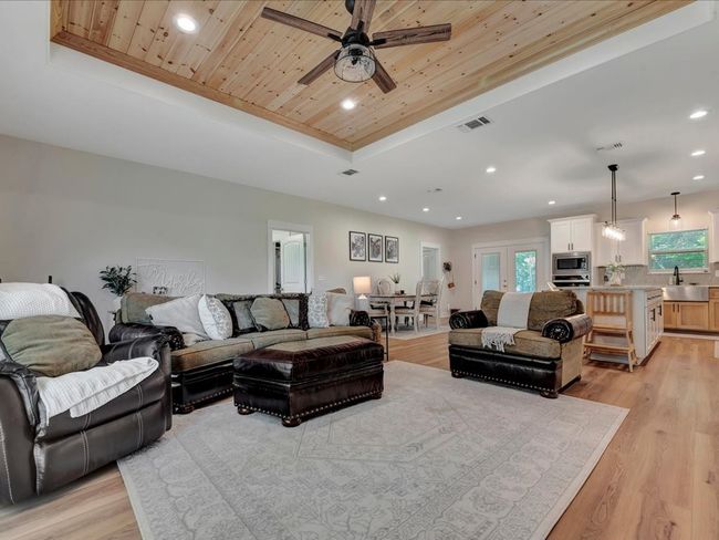 467 S Fm 1194, House other with 3 bedrooms, 2 bathrooms and null parking in Lufkin TX | Image 5