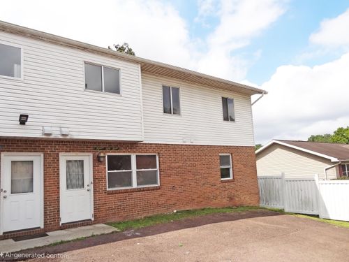 1553 Bergamont St, Morgantown, WV, 26505-2527 | Card Image