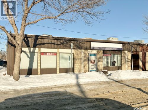 1100 Central Ave, Saskatoon, SK, S7N2H1 | Card Image