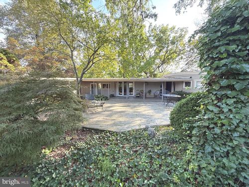 4300 Meadowcrest Rd, Harrisburg, PA, 17112-2025 | Card Image