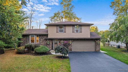 131 Shady Grove Dr, East Amherst, NY, 14051-1609 | Card Image