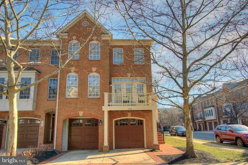 160 Herndon Mill Cir, HERNDON, VA, 20170-4486 | Card Image
