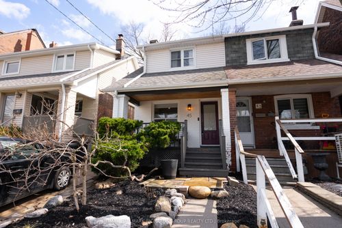 45 Devon Rd, Toronto, ON, M4E2J7 | Card Image