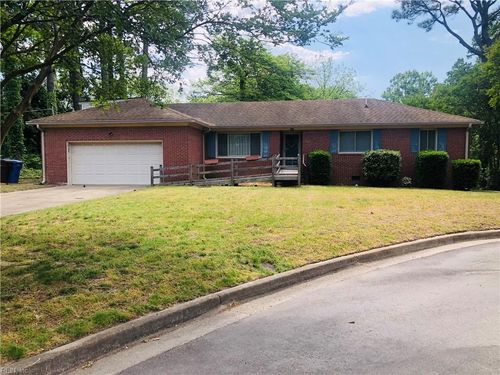 552 Crown Cres, Chesapeake, VA, 23325-4429 | Card Image