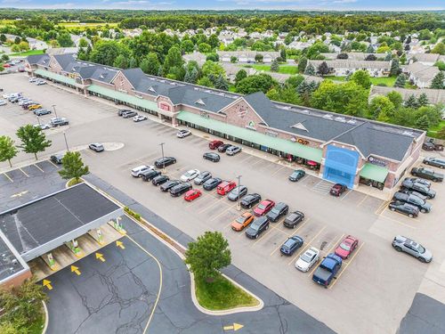 cc-5751 Byron Center Ave Sw, Wyoming, MI, 49519-9621 | Card Image