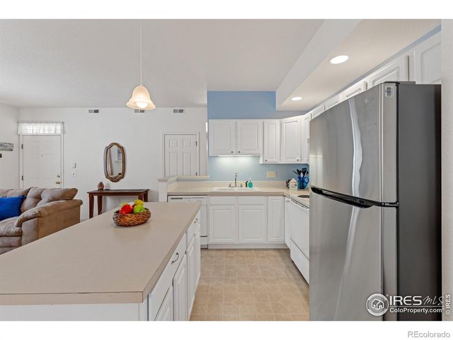 UNIT-1103 - 640 Gooseberry Dr, Condo with 2 bedrooms, 2 bathrooms and 1 parking in Longmont CO | Image 7