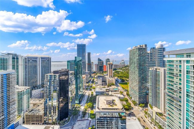 APT-4307 - 1060 Brickell Ave, Condo with 3 bedrooms, 3 bathrooms and null parking in Miami FL | Image 26