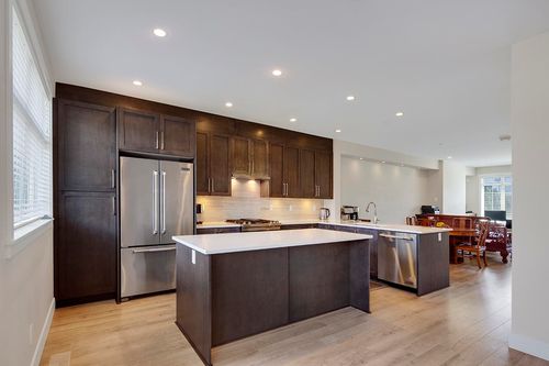 16439 24 Ave, Surrey, BC, V3Z0V8 | Card Image