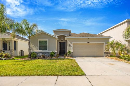 32876 Sand Creek Dr, Wesley Chapel, FL, 33543-4488 | Card Image