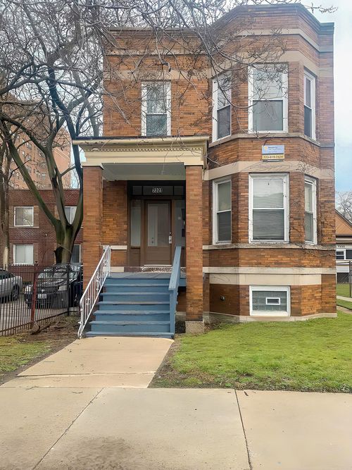 2-7321 S Coles Ave, CHICAGO, IL, 60649-3546 | Card Image