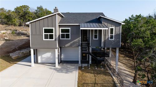 20029 Continental Dr, Lago Vista, TX, 78645-7215 | Card Image
