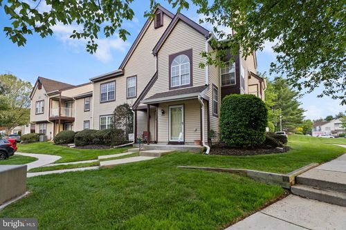 252 Andover Pl, Robbinsville, NJ, 08691-3427 | Card Image
