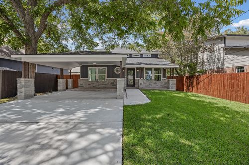 731 Neches Street, Lockhart, TX, 78644 | Card Image