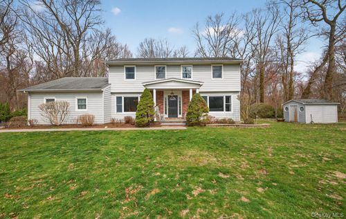 2 Fenimore Ln, Huntington, NY, 11743-5721 | Card Image