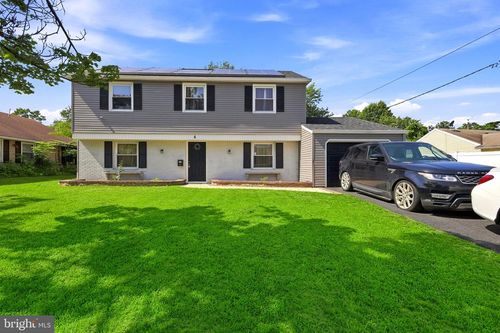 6 Pilgrim Ln, Willingboro, NJ, 08046-2605 | Card Image