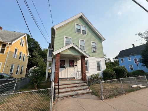178 Lamson St, West Haven, CT, 06516-2723 | Card Image