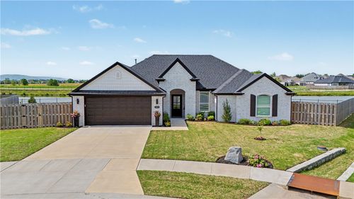 323 W Divine Ct, Farmington, AR, 72730-2005 | Card Image