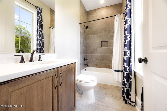 28-27-2155725ah-3210 Cypress Lake Dr S | Image 34