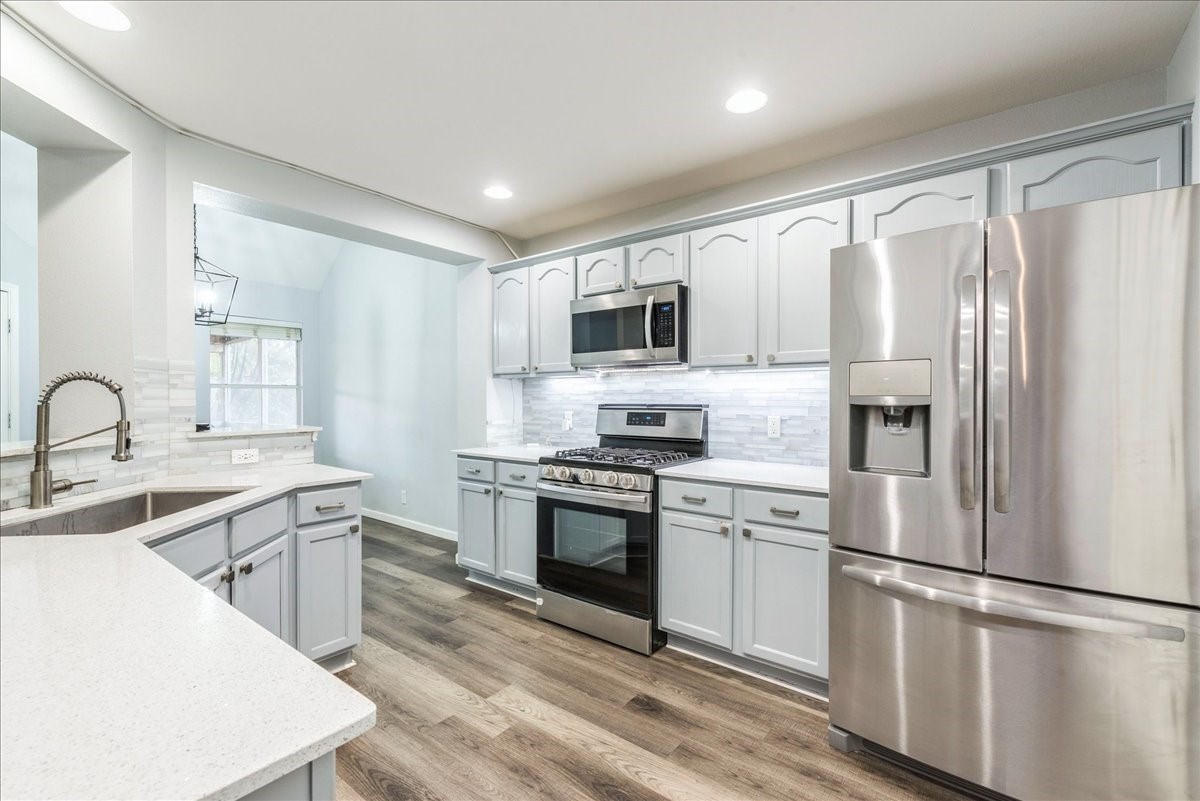 Estate Dr, Hutto, TX 78634