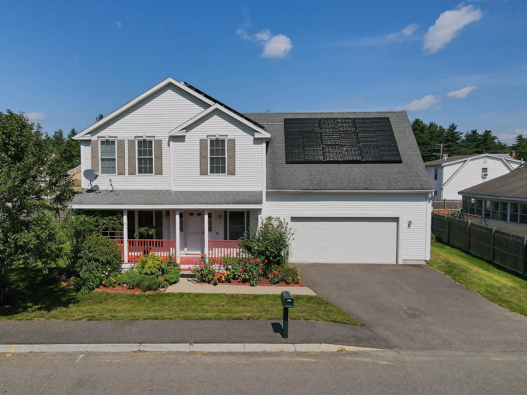 Courtney Ln, Nashua, NH 03062