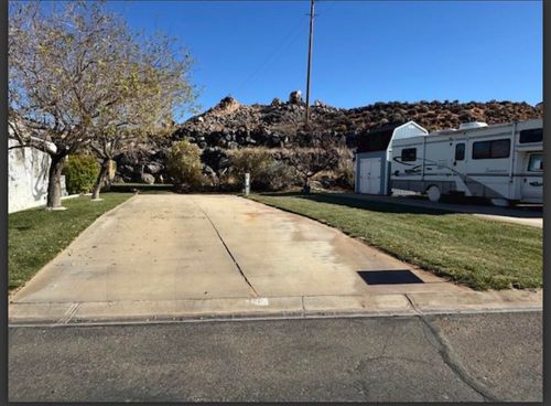 65 Cinder St, Hurricane, UT, 84737-3435 | Card Image