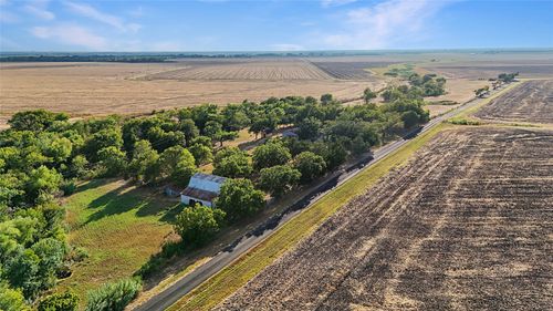 917 Goodwyn Rd, Italy, TX, 76651-3704 | Card Image