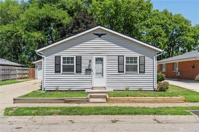 17 W Parkwood Drive, House other with 3 bedrooms, 1 bathrooms and null parking in Fairborn OH | Image 1