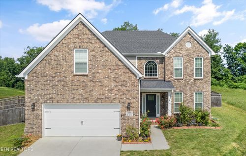 11003 Big Sky Ln, Knoxville, TN, 37932-2705 | Card Image