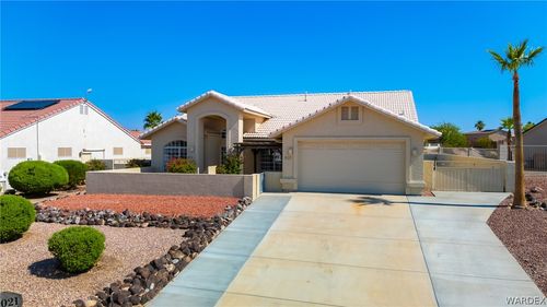 2021 Corwin Rd, Bullhead City, AZ, 86442-8744 | Card Image