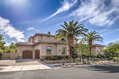 2975 American River Lane, House other with 5 bedrooms, 5 bathrooms and null parking in Las Vegas NV | Image 2