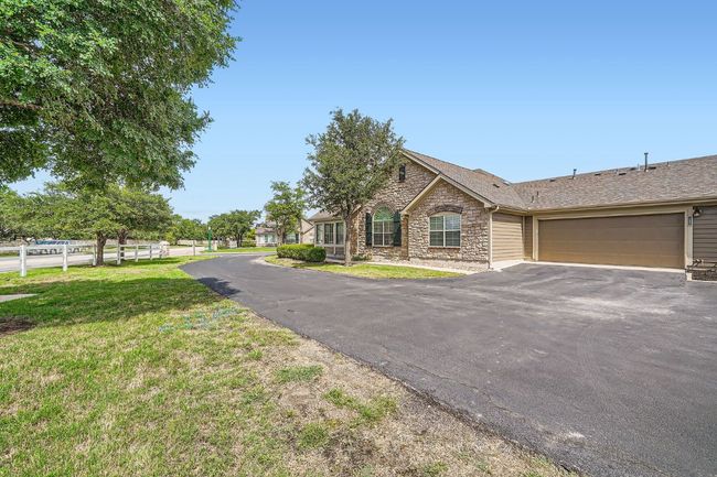 Side entry garage | Image 18