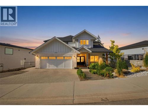 1688 Balsam Pl, Kamloops, BC, V2E0E2 | Card Image