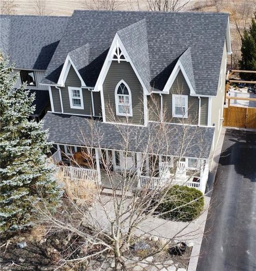 177 Old Maple Blvd, Rockwood, ON, N0B2K0 | Card Image