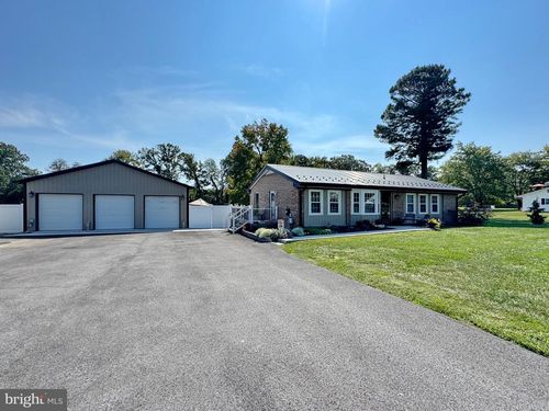 7406 Robin Rd, LA PLATA, MD, 20646-4002 | Card Image