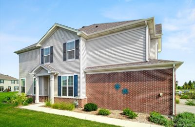 24730 Mc Cormick Way, Home with 3 bedrooms, 2 bathrooms and 2 parking in Manhattan IL | Image 2