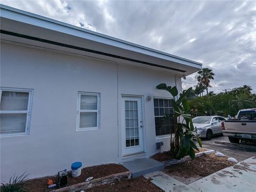 apt-3-1100 Ne 12th Ave, Fort Lauderdale, FL, 33304-2238 | Card Image