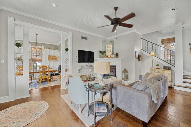 622 W 7 Th St, House other with 4 bedrooms, 3 bathrooms and null parking in Taylor TX | Image 5