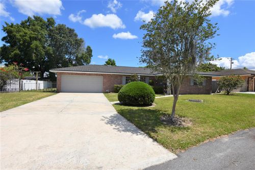 204 Chaucer Ln, WINTER HAVEN, FL, 33884-2340 | Card Image