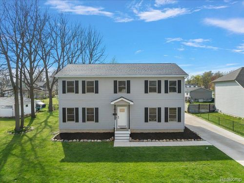 251 Dorsey St, Romeo, MI, 48065-4729 | Card Image