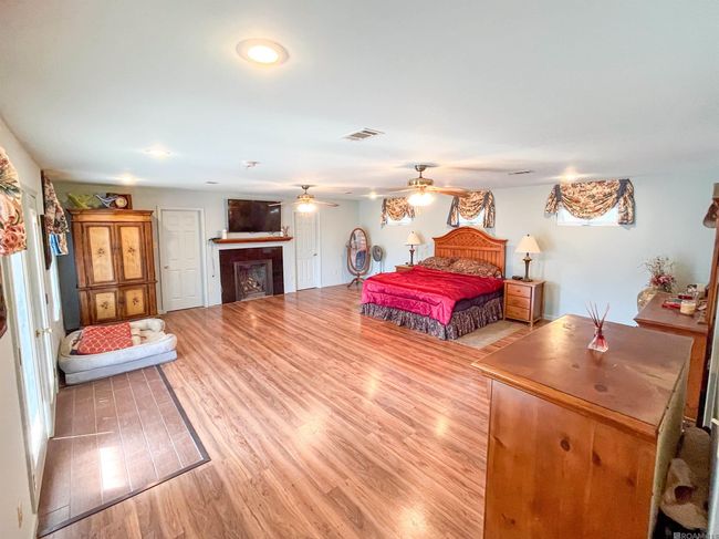 12385 Pecan Island Rd, House other with 4 bedrooms, 3 bathrooms and 3 parking in Jarreau LA | Image 22