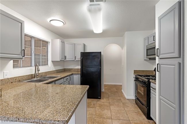 1227 - 2200 S Fort Apache Rd, Condo with 3 bedrooms, 2 bathrooms and null parking in Las Vegas NV | Image 12