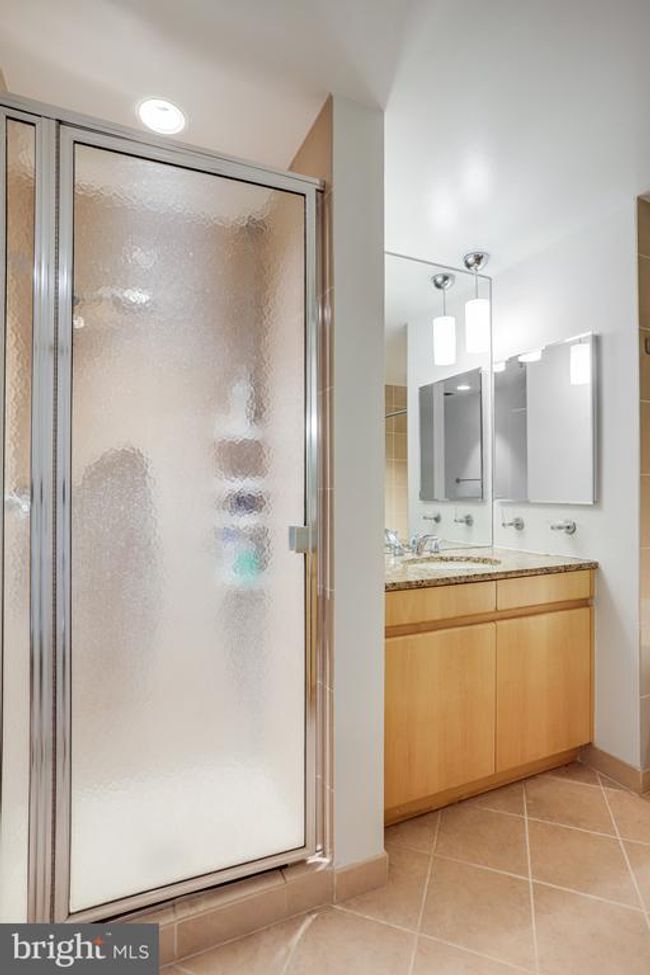 APT-900 - 675 E St Nw, Condo with 2 bedrooms, 4 bathrooms and null parking in WASHINGTON DC | Image 30