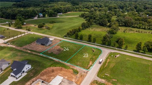 24 Country Club Dr, Effingham, IL, 62401 | Card Image