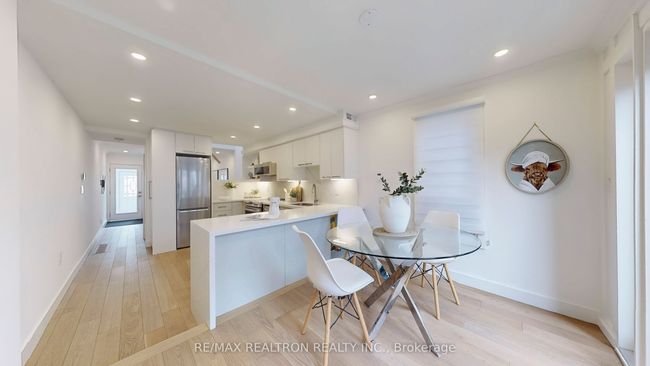 92 Walpole Ave, House attached with 2 bedrooms, 1 bathrooms and null parking in Toronto ON | Image 16